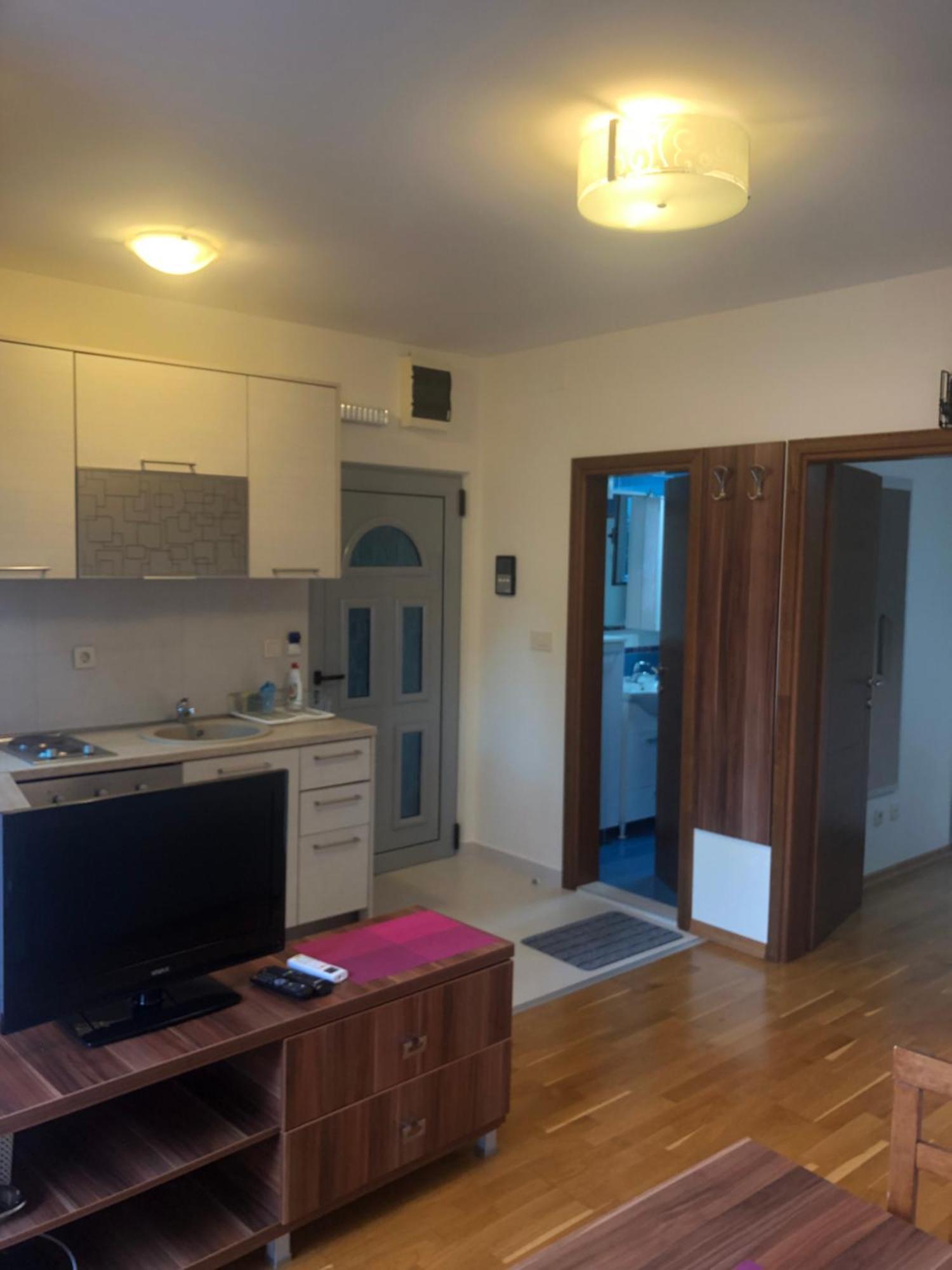 Apartments Rafailovic Ljubo رفايلوفيتشي المظهر الخارجي الصورة