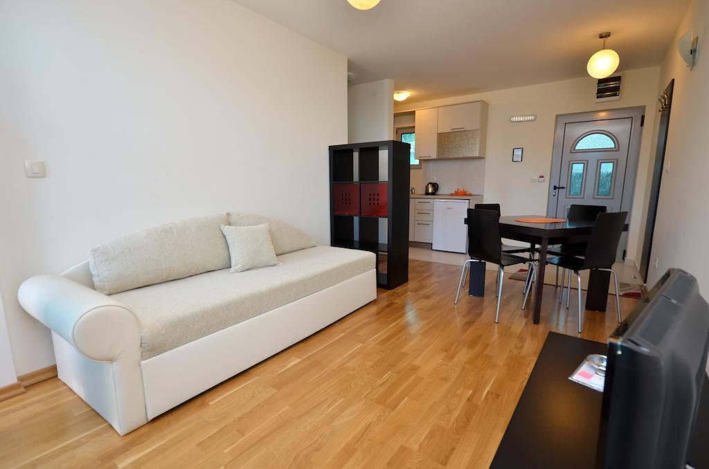 Apartments Rafailovic Ljubo رفايلوفيتشي المظهر الخارجي الصورة
