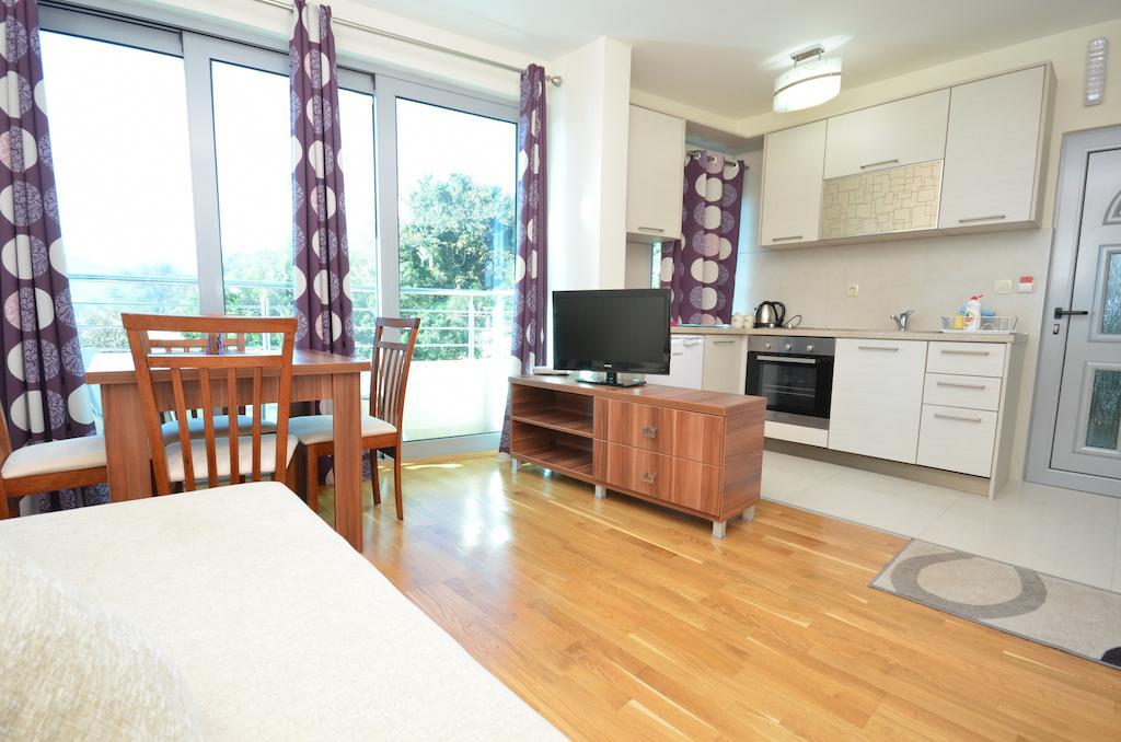 Apartments Rafailovic Ljubo رفايلوفيتشي الغرفة الصورة